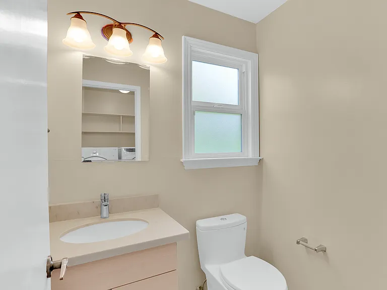 7013 Elmsdale Dr — Photo 14