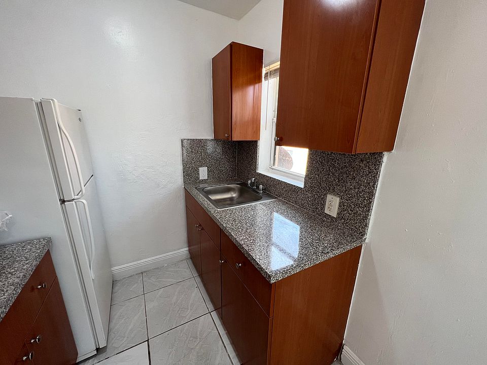 1st image of 1935 SW 2nd St APT 5