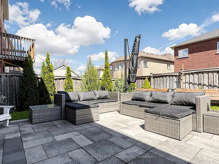 1158 Atkins Dr — Photo 48