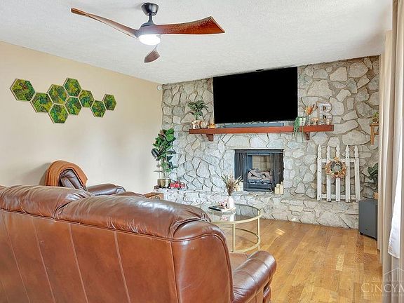 4th image of 605 Cranewood Dr