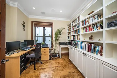 Sold by NestApple, Inc.