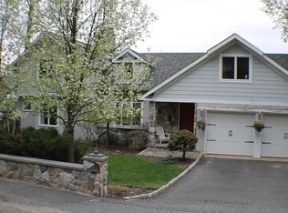 258 E Shore Trl, Sparta, NJ 07871