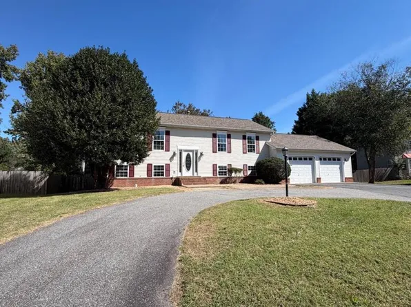 10705 Brittany Ct, Fredericksburg, VA 22407
