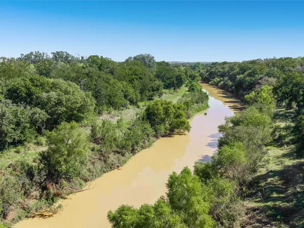 611 County Road 432, Mullin, TX 76864