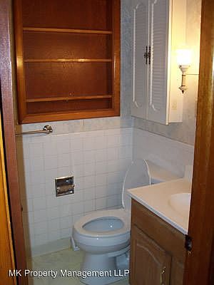 2nd image of 1929 Hayes Dr #1