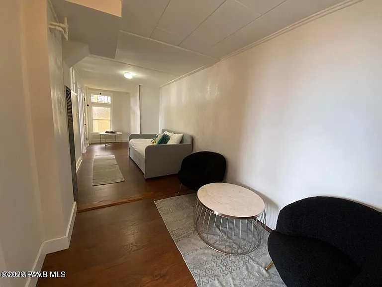 715 Clark St #1 — Photo 8