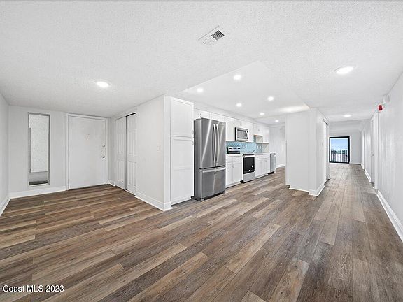 5th image of 500 Palm Springs Blvd APT 609