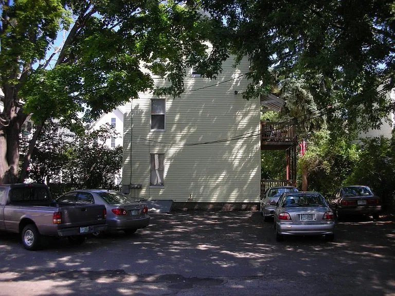 201 Green St — Photo 2