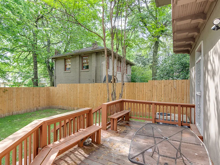 186 S Belvedere Blvd — Photo 36
