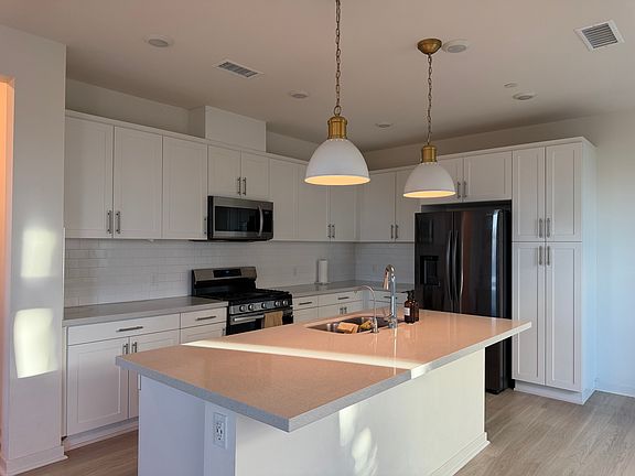 3rd image of 3550 E Peckham Paseo #6