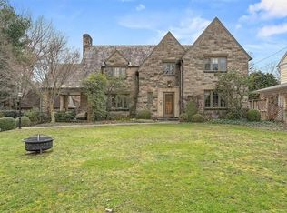 325 Meadow Ln, Sewickley, PA 15143