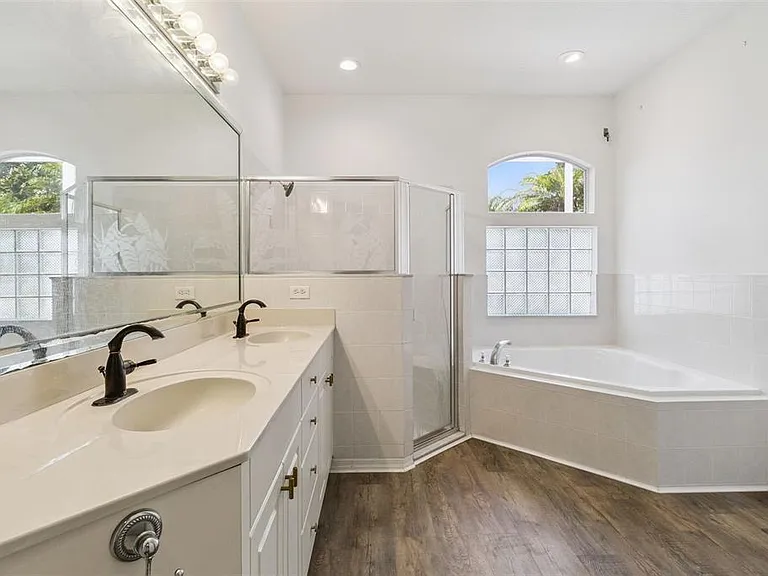 4680 Portage Trl — Photo 20
