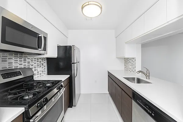 Rented by Platinum Properties | media 24