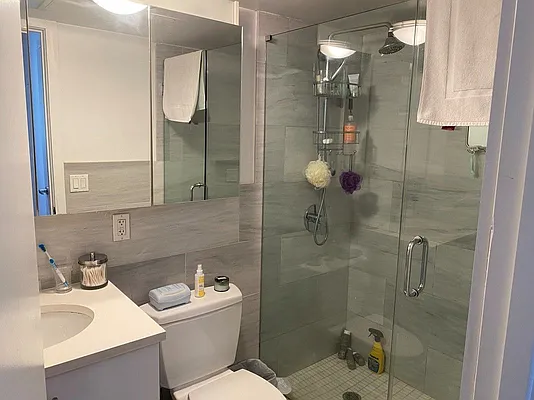 Rented by REAL New York | media 19