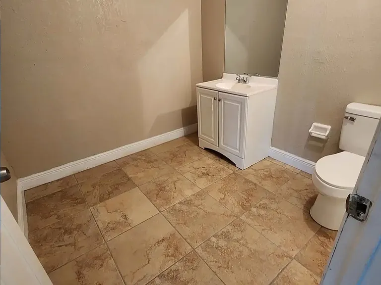 5601 Struthers Ct #5601 — Photo 19