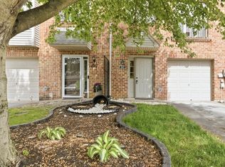 2847 Sequoia Dr, Macungie, PA 18062