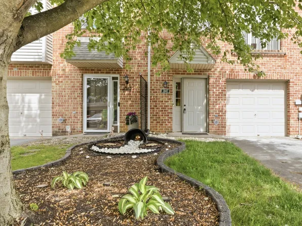 2847 Sequoia Dr, Macungie, PA 18062