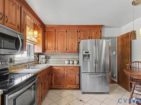 5th image of 512 W Crieff Rd