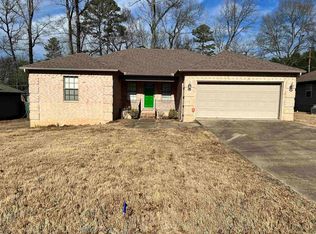 213 Greenwood Ave, Sherwood, AR 72120