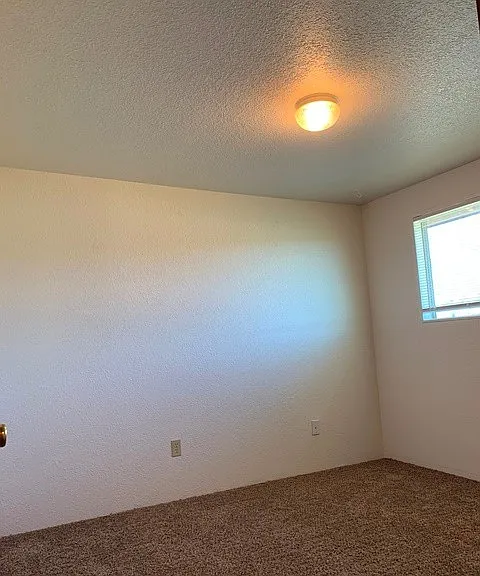22 Nevada St — Photo 6