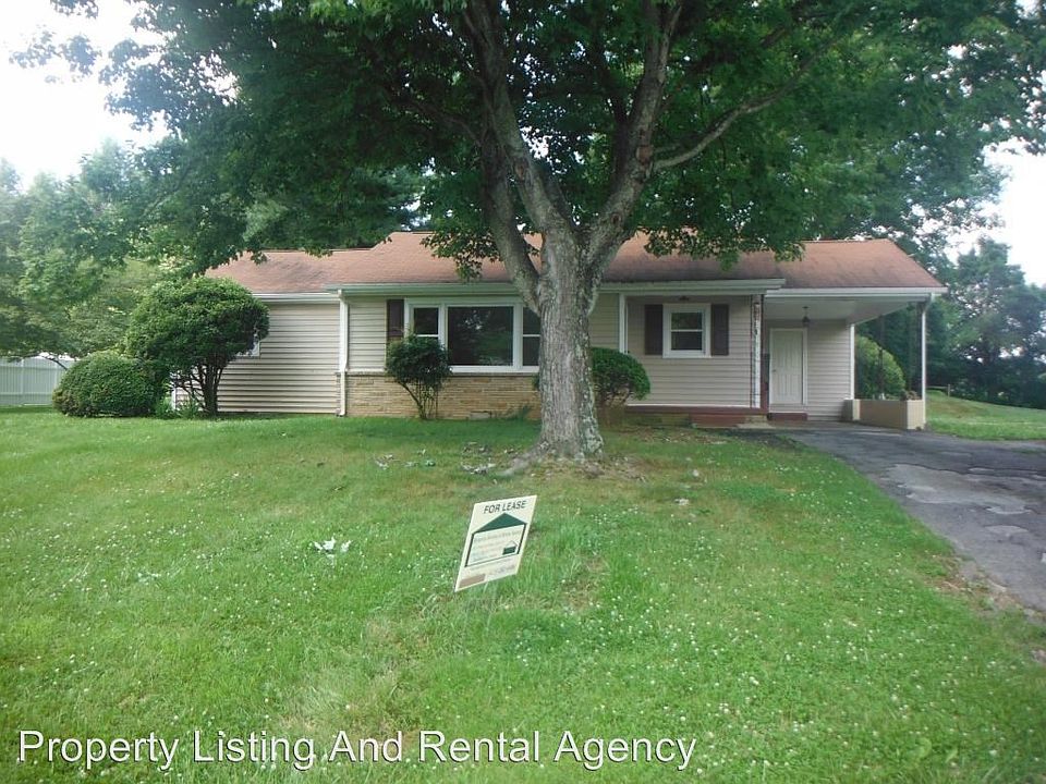1st image of 1306 Greenfield Dr