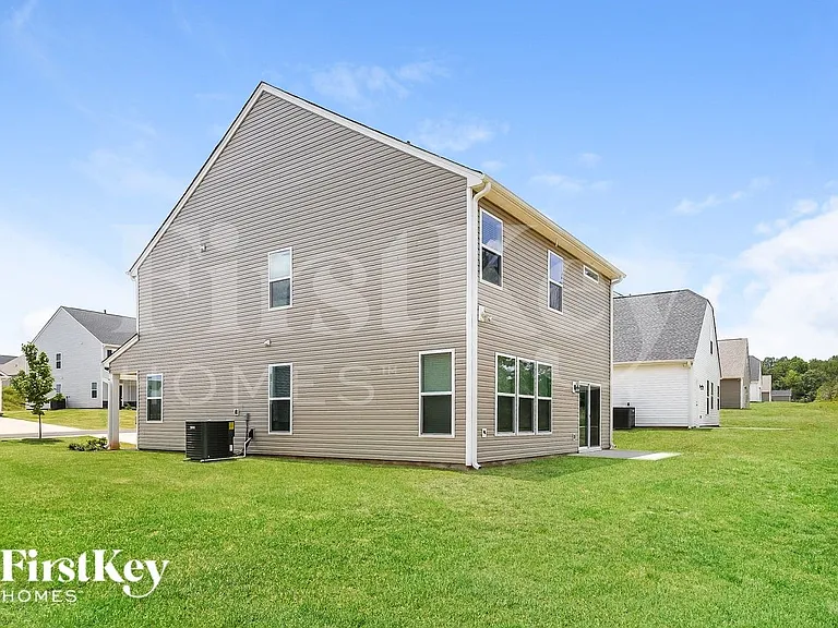 404 Stonefence Dr — Photo 18
