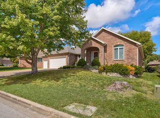 2705 E Shady Glen Dr, Springfield, MO 65804