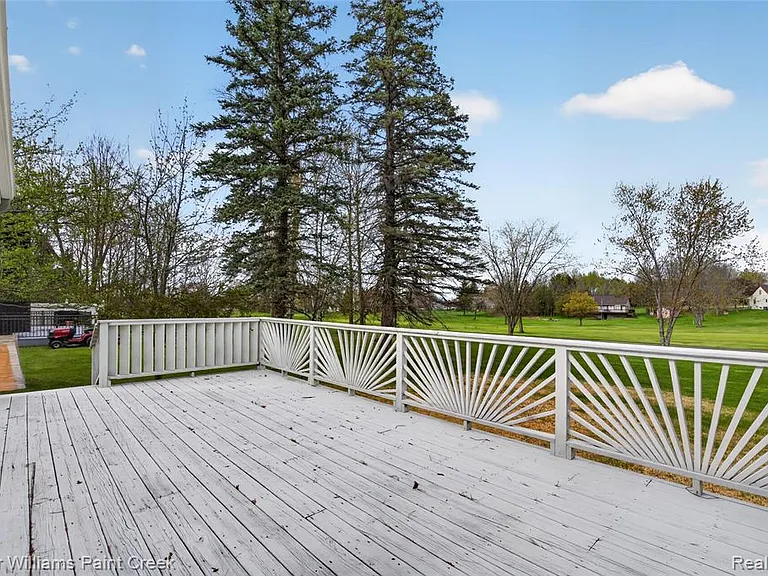 1727 Linksview Way — Photo 38