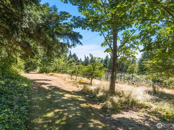 23832 45th Avenue SE, Bothell, WA 98021