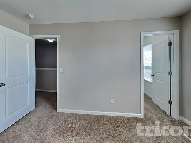 1705 Sawtooth Ct — Photo 10