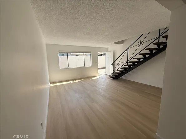 2104 Carnegie Ln #A, Redondo Beach, CA 90278