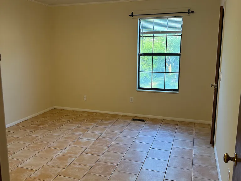 305 Lane Ave #3 — Photo 13