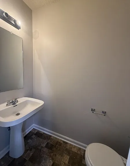 330 Audrea Ln #7 — Photo 4