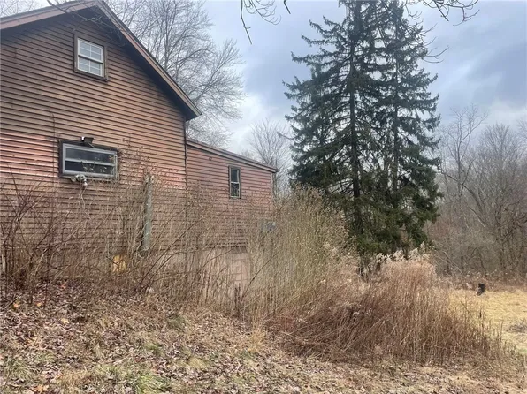 311 Freeport Rd, Butler, PA 16002