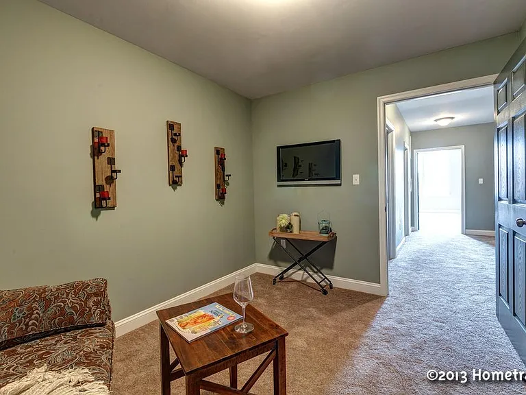 Master floor hallway