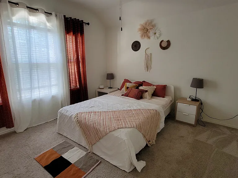 1307 Heather Brook Dr — Photo 16