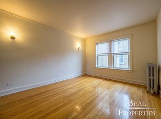 2102 W Ainslie St #W2, Chicago, IL 60625