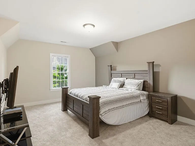 790 Fontwell Ln — Photo 37