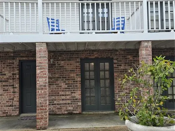 58 Carriage Ln APT B, Destrehan, LA 70047