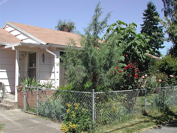 Front entryway