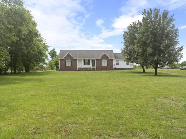 873 Rock Springs Rd, Castalian Springs, TN 37031