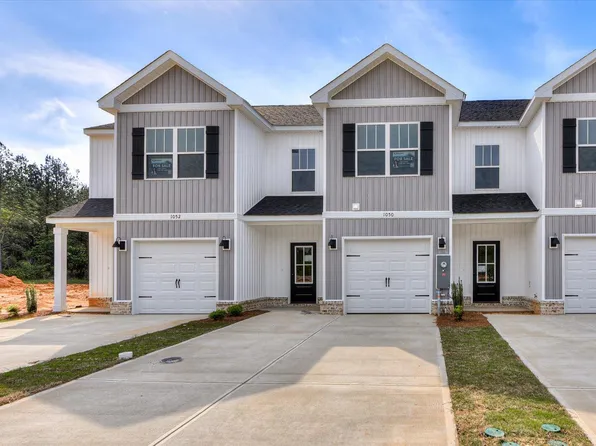 1050 Masterpiece Dr, Trenton, SC 29847