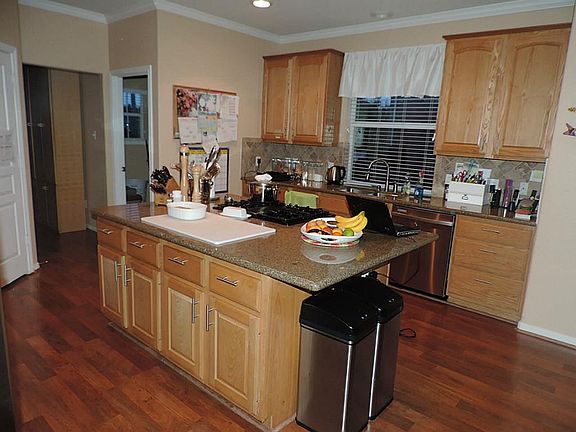 4th image of 19523 Piney Lake Dr