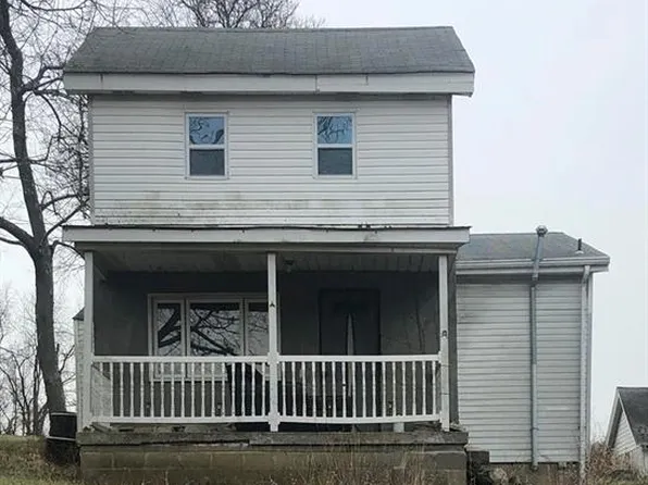 214 Pleasantview Rd, Finleyville, PA 15332