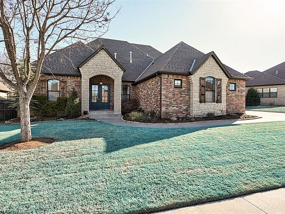 2nd image of 6109 NE 103rd Ct