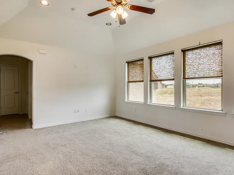 2313 Westlake Ct — Photo 24