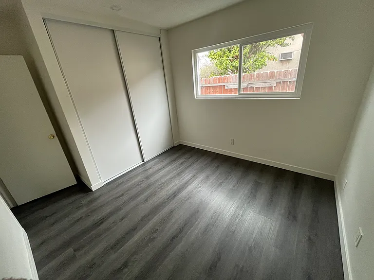 11742 Bellflower Blvd — Photo 3