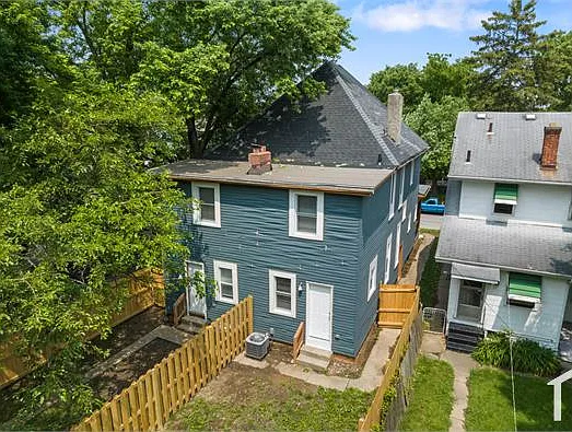 147 N Burgess Ave #147 — Photo 38
