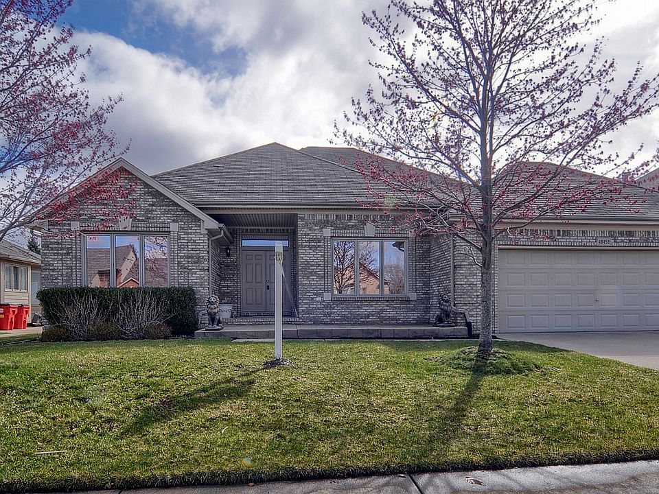 1st image of 48458 Brittany Parc Dr