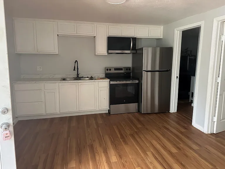1016 W 5th St #1014 — Photo 2